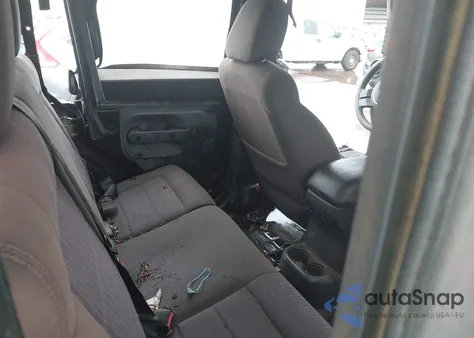 2012 Jeep Wrangler Unlimited Sport from USA, damaged, VIN 1C4BJWDG2CL136763